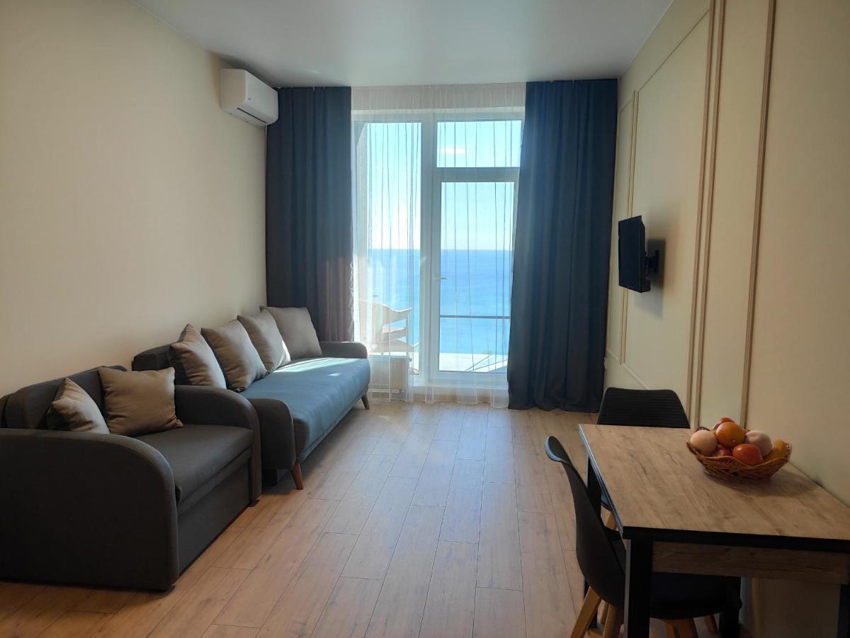אודסה Fontan 12 Sea Apartments מראה חיצוני תמונה